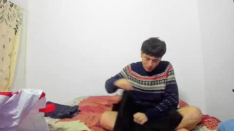 picaszomilos350 online show from April 2026 07:45:01 AM