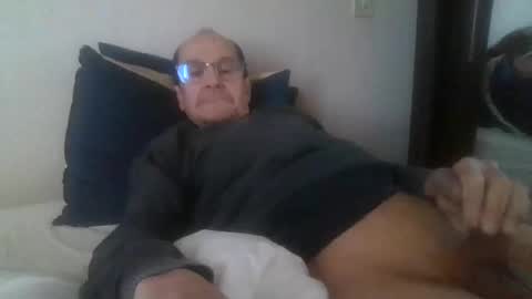 pichoun71 online show from January 2025 01:36:01 PM