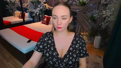 Emelie online show from January 2025 01:39:01 AM
