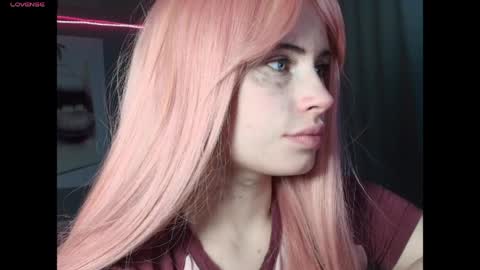 Piera online show from April 2026 07:10:01 PM