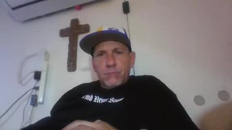 pierce702420 online show from April 2026 05:52:01 AM