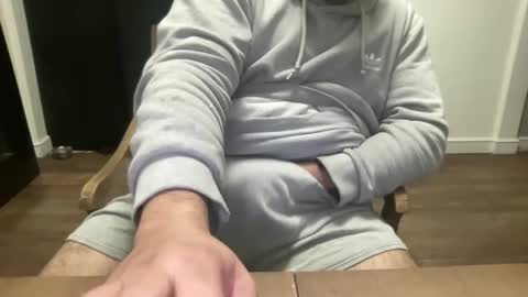 Snapshot of pierced_leather chatting on January 2025 10:58:02 PM pierced_leather online show from January 2025 10:58:02 PM