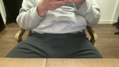 Snapshot of pierced_leather chatting on January 2025 07:00:02 AM pierced_leather online show from January 2025 07:00:02 AM