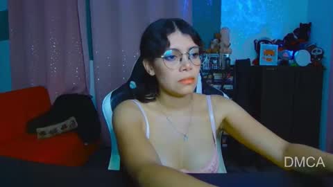 Andrea G online show from December 2025 04:51:02 AM