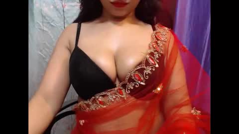 Sayra online show from May 2026 07:08:02 PM