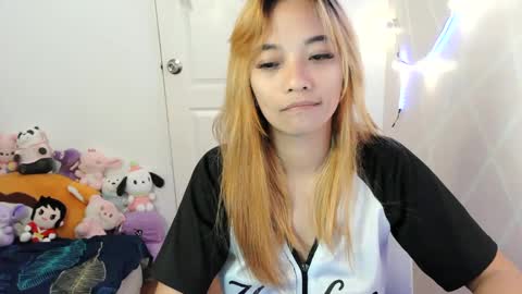 pinay beauty14 online show from January 2025 04:27:02 AM