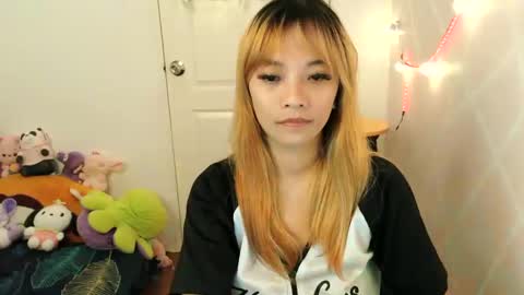 pinay beauty14 online show from January 2025 02:25:02 PM