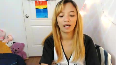 pinay beauty14 online show from February 2025 12:40:02 AM