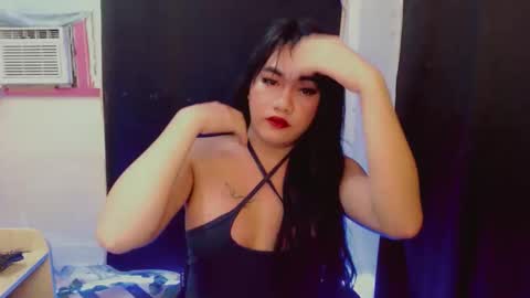 Snapshot of pinay_christine chatting on October 2025 07:01:02 AM Christine online show from October 2025 07:01:02 AM