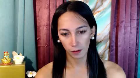 lucyLove online show from January 2026 12:59:01 AM