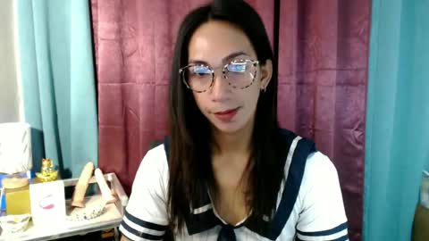 lucyLove online show from June 2026 03:45:01 AM