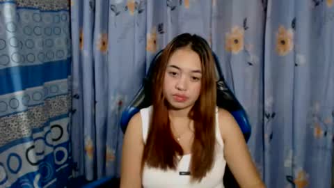 Snapshot of pinay_singlemomxs chatting on April 2026 06:20:01 PM pinay_singlemomxs online show from April 2026 06:20:01 PM
