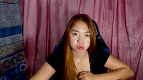 Snapshot of pinay_singlemomxs chatting on May 2026 05:43:01 PM pinay_singlemomxs online show from May 2026 05:43:01 PM