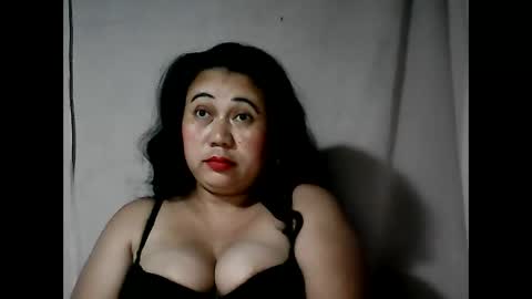 pinaymama12345 online show from February 2025 12:18:02 PM