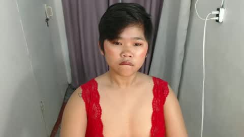 Lyn the Lesbian online show from February 2025 12:47:02 AM