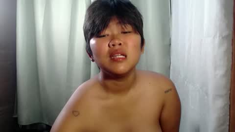 Lyn the Lesbian online show from June 2026 10:43:02 PM