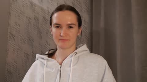       online show from February 2025 06:48:02 PM