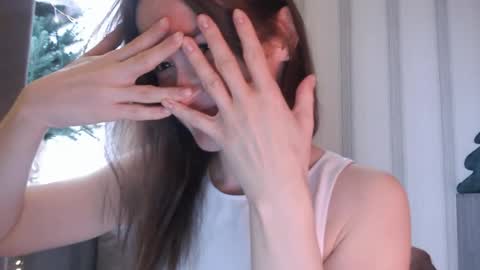       online show from December 2025 07:36:02 AM