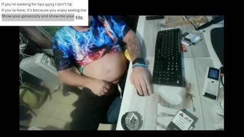 Snapshot of pini_z chatting on January 2025 03:16:01 PM pini_z online show from January 2025 03:16:01 PM