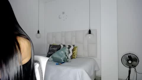 tiffany online show from September 2025 05:23:02 PM