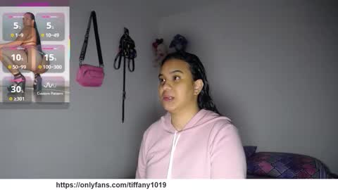 Snapshot of pink__tiffany chatting on February 2026 01:58:01 AM tiffany online show from February 2026 01:58:01 AM