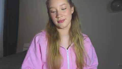   online show from December 2025 03:01:01 AM