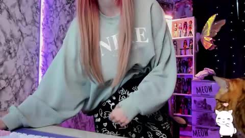 Saly online show from February 2026 10:44:02 AM