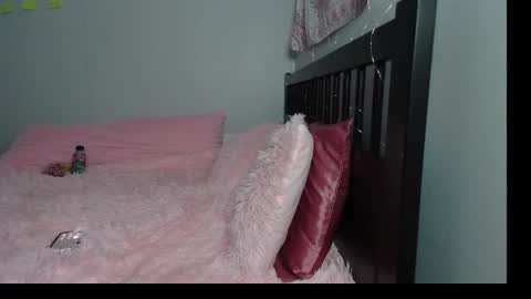 pink_tv online show from September 2025 02:04:01 AM