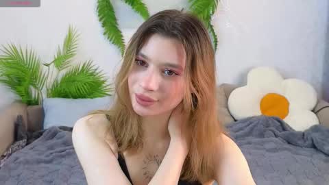 Snapshot of pinkadele chatting on February 2026 09:04:01 PM Adele online show from February 2026 09:04:01 PM