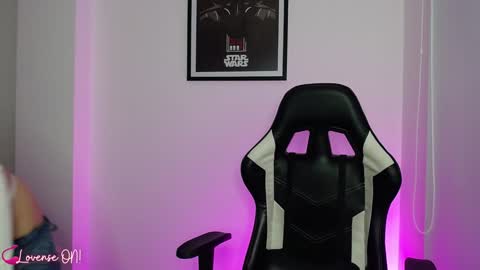 Emily online show from December 2024 10:11:01 PM