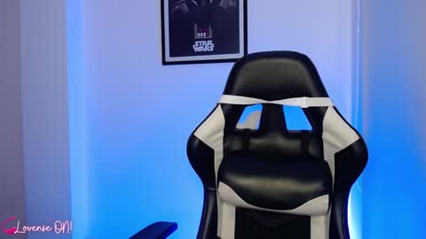 Emily online show from December 2024 10:16:02 PM