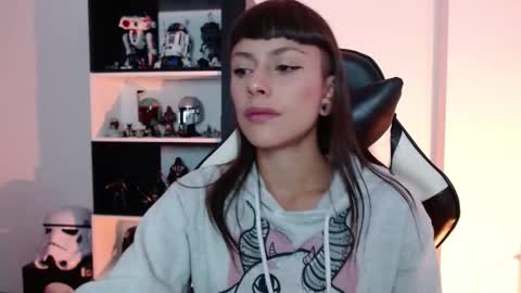 Emily online show from September 2025 09:58:02 PM