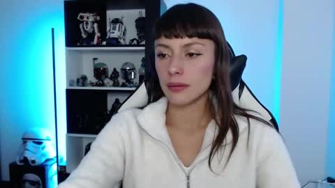 Emily online show from September 2025 09:28:02 PM