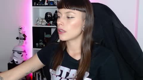 Emily online show from February 2026 01:14:01 AM