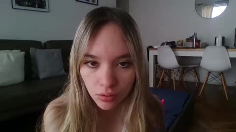 Snapshot of pinkilola chatting on December 2024 03:15:02 PM Pinkilola online show from December 2024 03:15:02 PM