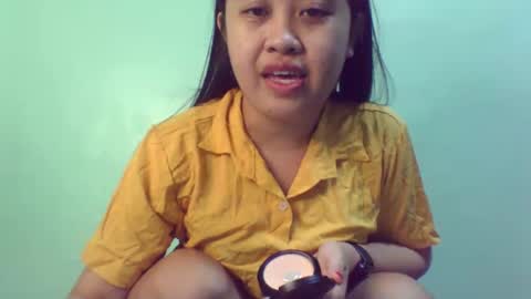 Snapshot of pinkish_shine chatting on February 2025 08:33:02 AM Hi its me shine online show from February 2025 08:33:02 AM