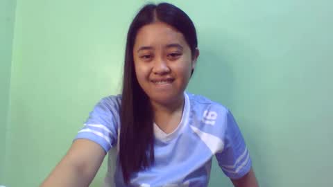 Snapshot of pinkish_shine chatting on February 2025 05:23:02 AM Hi its me shine online show from February 2025 05:23:02 AM