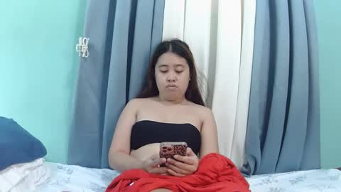 Snapshot of pinkish_shine chatting on September 2025 01:18:01 AM Hi its me shine online show from September 2025 01:18:01 AM