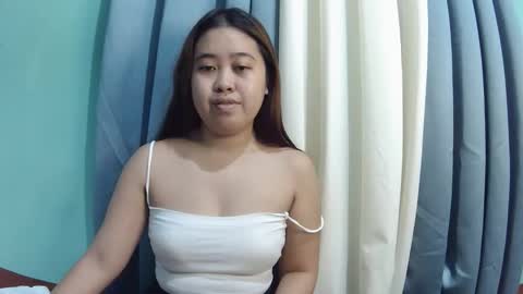 Snapshot of pinkish_shine chatting on September 2025 02:37:02 AM Hi its me shine online show from September 2025 02:37:02 AM