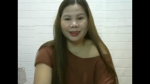 pinkishpusiemom18 online show from February 2025 09:30:01 PM