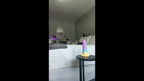 Lacey online show from February 2026 07:45:02 PM