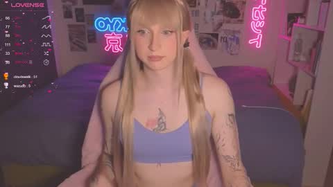 pinkvenom_ online show from October 2025 06:14:02 PM