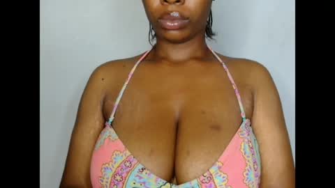 Snapshot of pinkxsugar chatting on July 2026 06:12:01 PM pinkxsugar online show from July 2026 06:12:01 PM