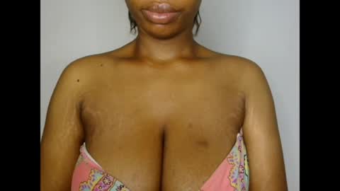 Snapshot of pinkxsugar chatting on July 2026 05:33:02 AM pinkxsugar online show from July 2026 05:33:02 AM