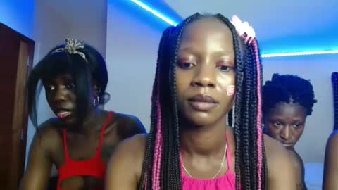 Pinky online show from December 2025 04:06:01 AM