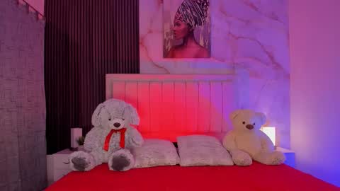 Peachy online show from November 2025 03:38:01 AM