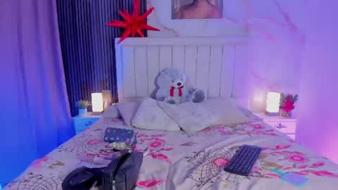 Snapshot of pinky_peach_ chatting on July 2026 03:33:01 AM Peachy online show from July 2026 03:33:01 AM
