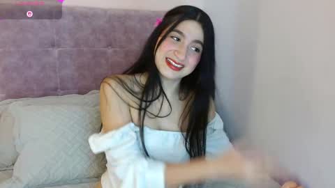 Perla online show from April 2026 03:30:02 PM