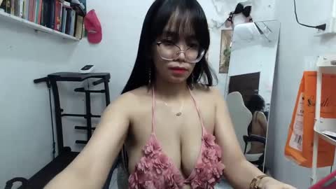 Rose online show from January 2025 12:22:02 AM