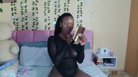 Pinky online show from March 2026 02:00:01 PM